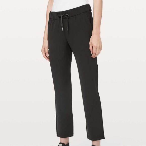 Lululemon On The Fly Pants Woven 27" in Black - Picture 1 of 9